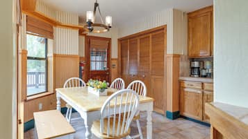 House (4 Bedrooms) | Bahagian dalam