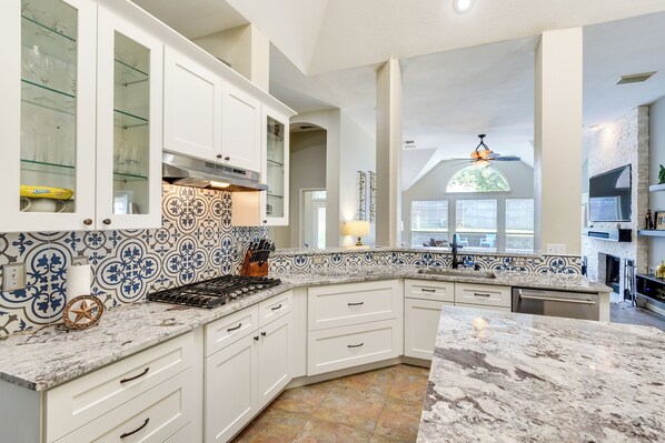 House (4 Bedrooms) | Interior - Spacious Flower Mound Home in Central Location! (Flower Mound)