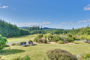 House (3 Bedrooms) | Front of property - Rainier Home on 20 Acres w/ Blueberry Farm! (Rainier)