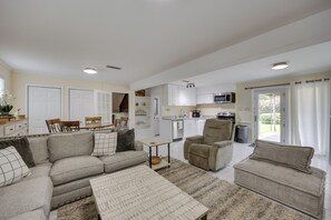 Apartment (1 Bedroom) | Interior