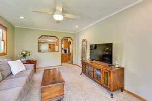 House (2 Bedrooms) | Interior