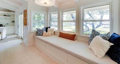 Waterfront Pine Knoll Shores Home on Bogue Sound!