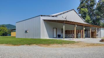 Apartment (0 Bedroom) | Interior