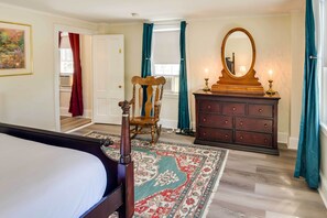 Apartment (3 Bedrooms) | Interior - Warren Vacation Rental, Walk to Warren Town Beach (Warren)