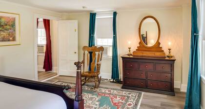 Warren Vacation Rental, Walk to Warren Town Beach