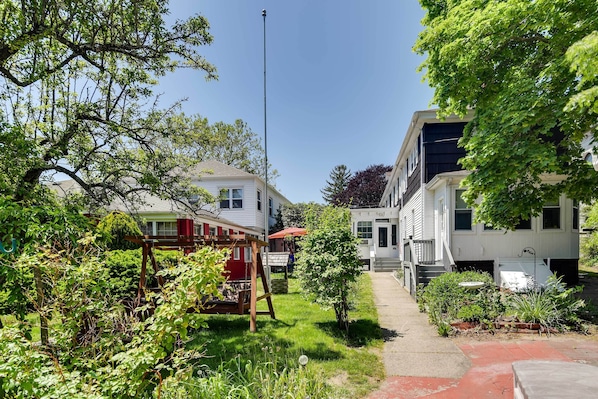Apartment (3 Bedrooms) | Interior - Warren Vacation Rental, Walk to Warren Town Beach (Warren)