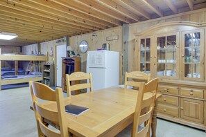 Apartment (0 Bedroom) | Bahagian dalam