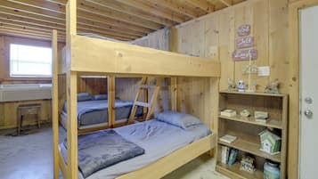 Apartment (0 Bedroom) | Interior