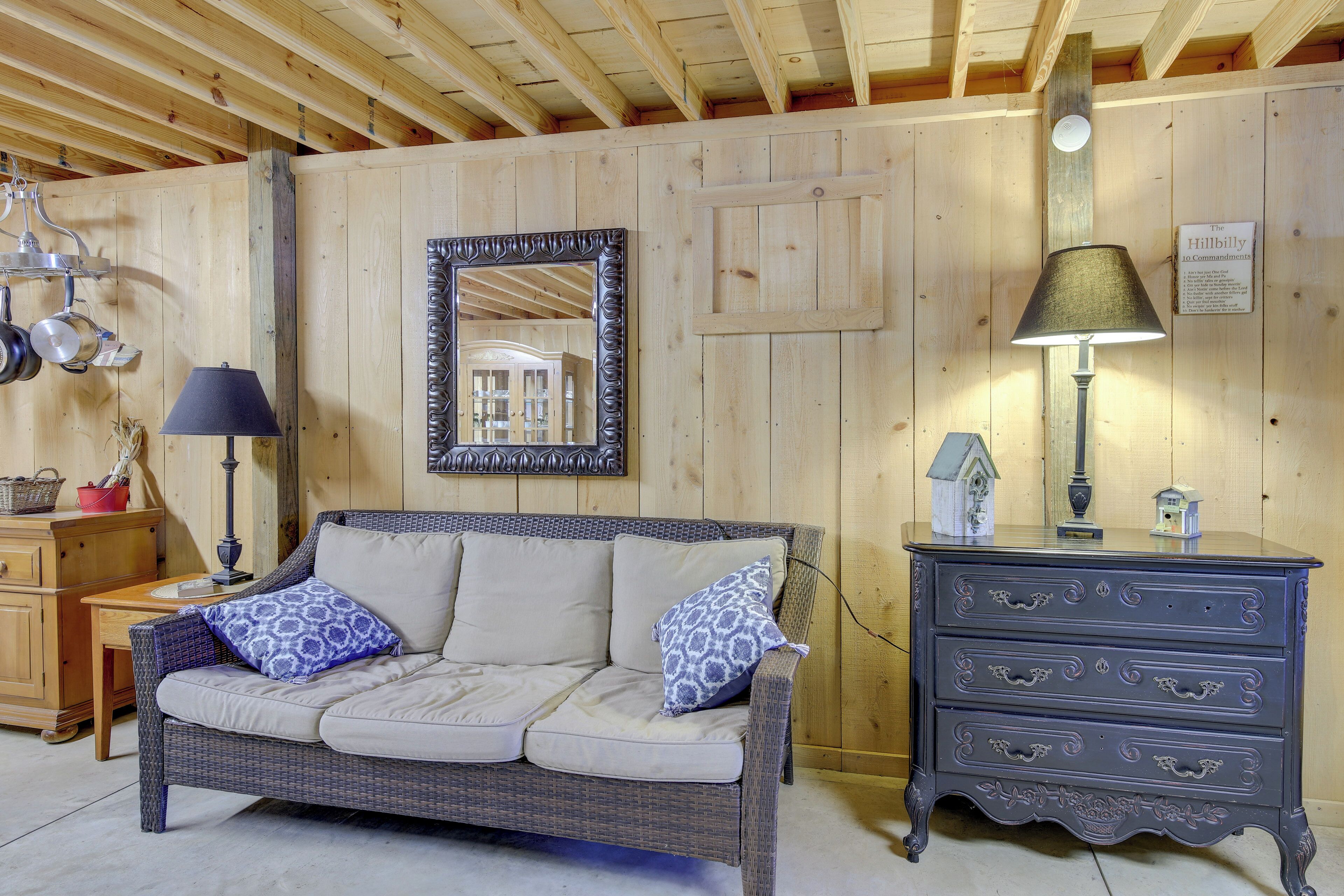 Apartment (0 Bedroom) | Interior