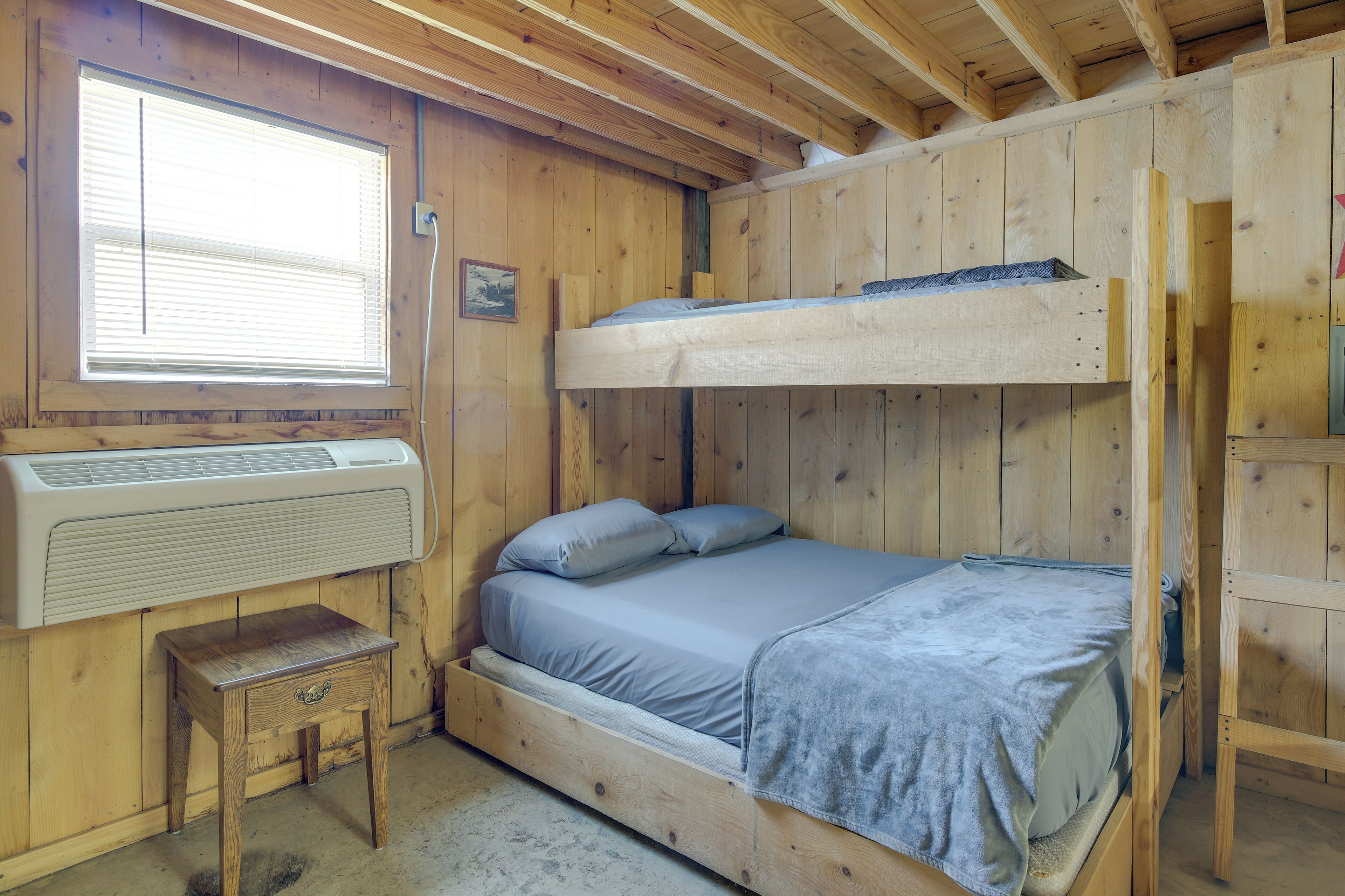 Apartment (0 Bedroom) | Interior