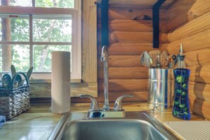 Apartment (0 Bedroom) | Interior