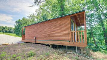 Apartment (0 Bedroom) | Interior