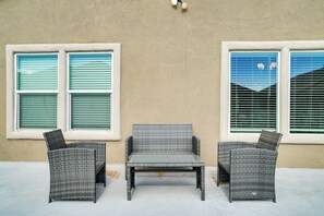 House (4 Bedrooms) | Interior - Modern El Paso Getaway w/ Patio & Backyard! (El Paso)