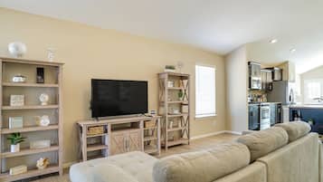 Rumah (4 Bedrooms) | Bagian depan properti