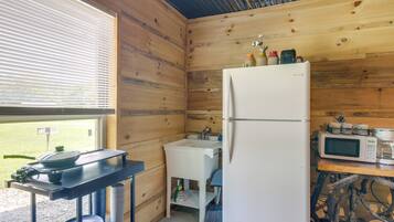 Apartment (0 Bedroom) | Interior