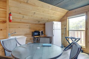 Apartment (0 Bedroom) | Interior