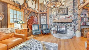 House (3 Bedrooms) | Front of property