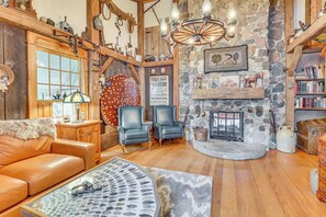 House (3 Bedrooms) | Front of property