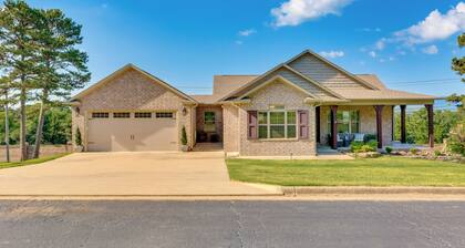 Russellville Home Near Hiking + Lake Access!