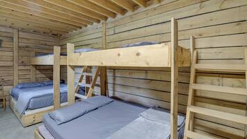 Apartment (0 Bedroom) | Bahagian dalam