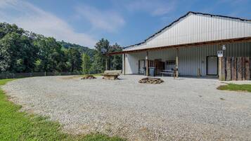 Apartment (0 Bedroom) | Interior