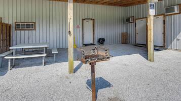 Apartment (0 Bedroom) | Interior