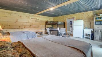 Apartment (0 Bedroom) | Interior