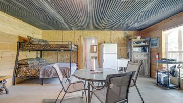 Apartment (0 Bedroom) | Interior