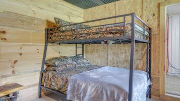 Apartment (0 Bedroom) | Interior