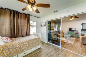 公寓 (3 Bedrooms) | 3 間臥室、筆電工作空間、免費搖籃/嬰兒床、床單