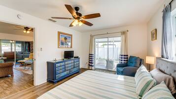 Apartemen (3 Bedrooms) | 3 kamar tidur, ruang kerja ramah laptop, dan tempat tidur bayi gratis