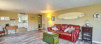 Winchester Bay Vacation Rental Near Dunes & Atv!