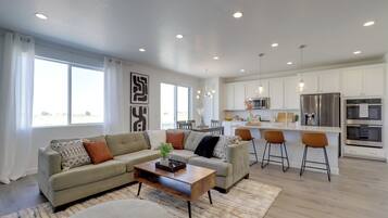 Nhà (3 Bedrooms) | Nội thất