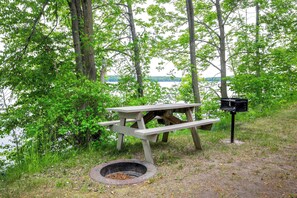 House (2 Bedrooms) | Interior - Lakefront Wisconsin Cabin: Dock, Walk to Beach! (Townsend)