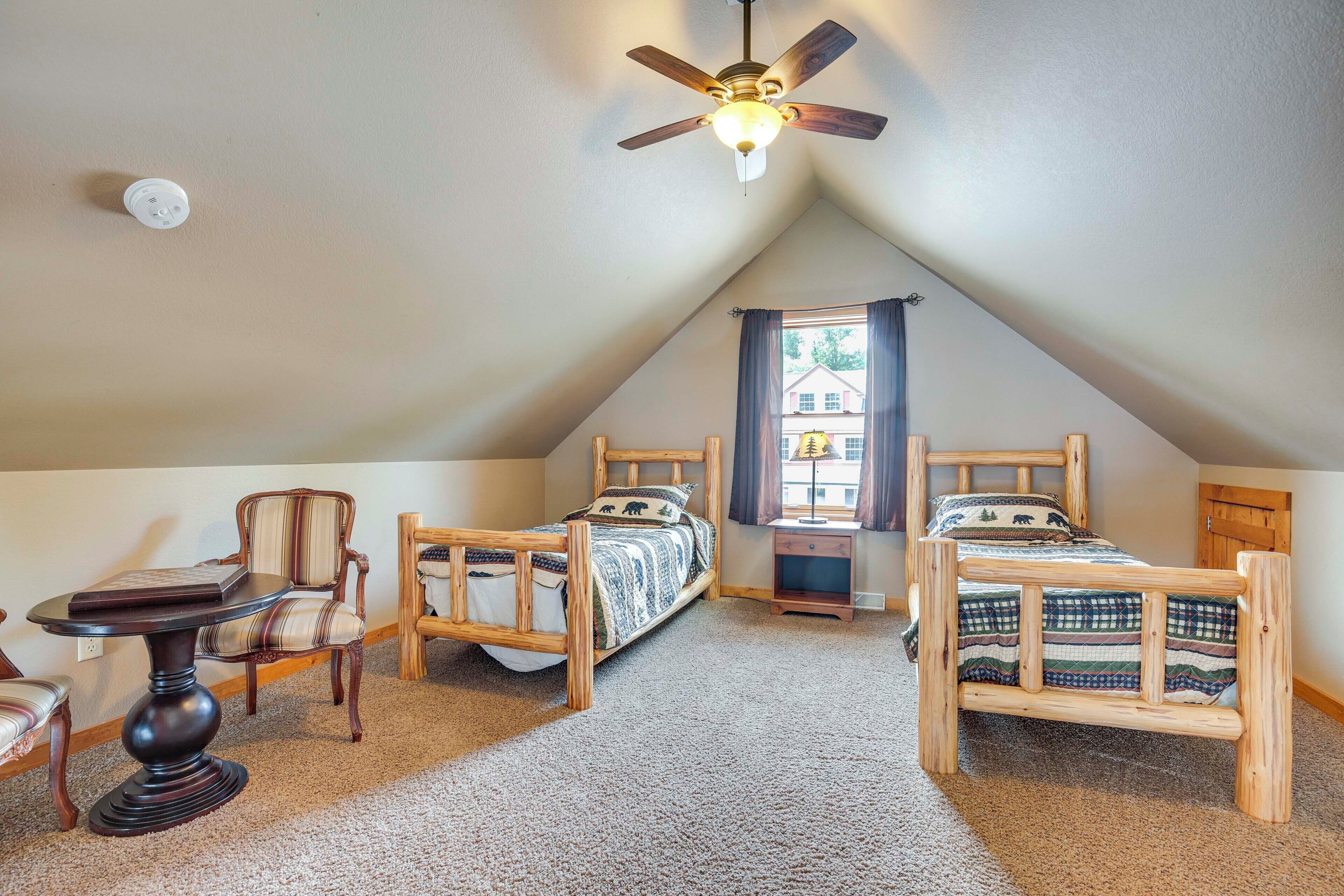 House (2 Bedrooms) | Interior