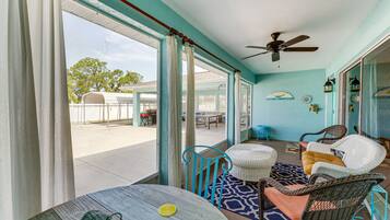 Tempat makan outdoor