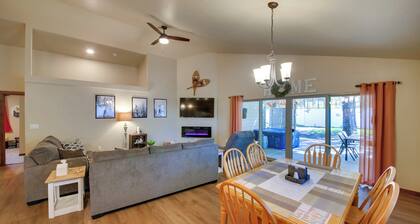 Hot Tub + Patio: Pet-friendly Oldtown Retreat