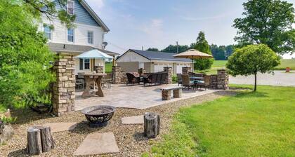 Countryside Home in Wooster w/ Patio & Fire Pit