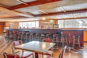 Cottage (5 Bedrooms) | Interior - 1 Mi to Lake Superior: Cottage w/ Sauna & Rec Room (Calumet)