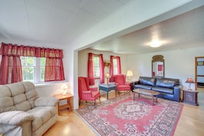 Cottage (5 Bedrooms) | Front of property - 1 Mi to Lake Superior: Cottage w/ Sauna & Rec Room (Calumet)