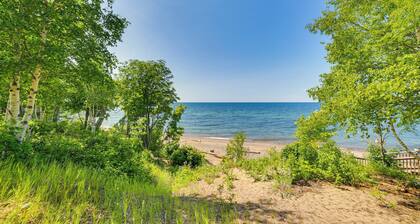 1 Mi to Lake Superior: Cottage w/ Sauna & Rec Room