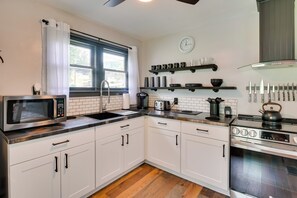 บ้านพัก (2 Bedrooms) | ภายใน