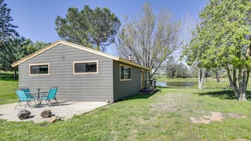 Cottage (2 Bedrooms) | Bagian depan properti