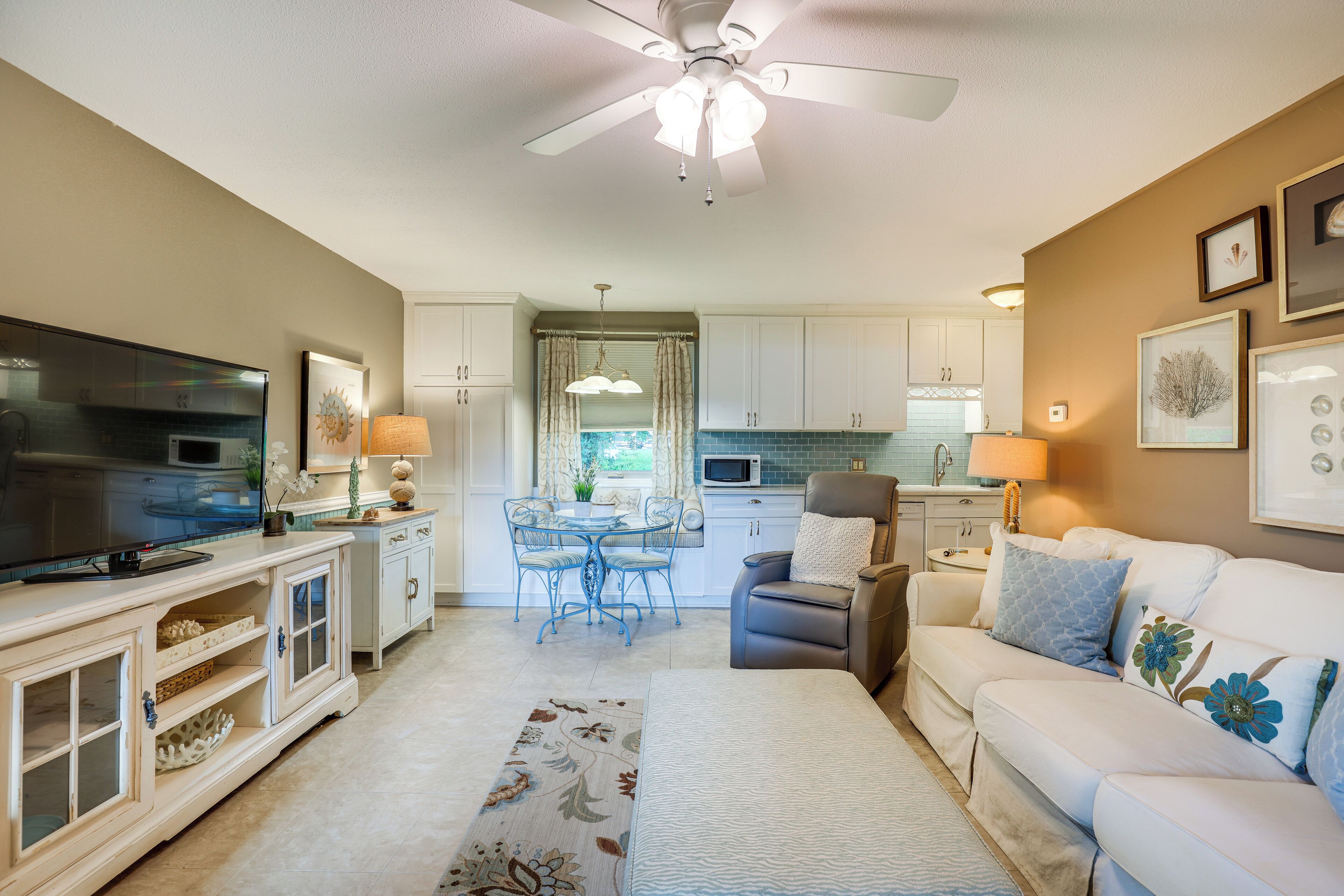 Apartment (1 Bedroom) | Interior