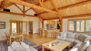Rumah (4 Bedrooms) | Interior