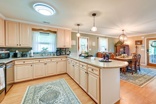 'the Travis House at Lantern Springs' on Farm!