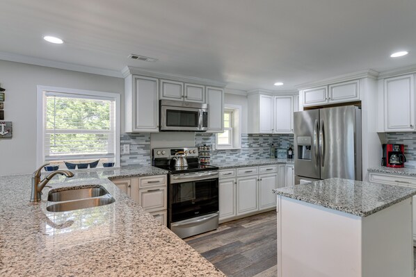 House (4 Bedrooms) | Interior