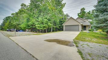 Cottage (3 Bedrooms) | Interior