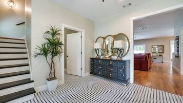 House (4 Bedrooms) | Bahagian dalam