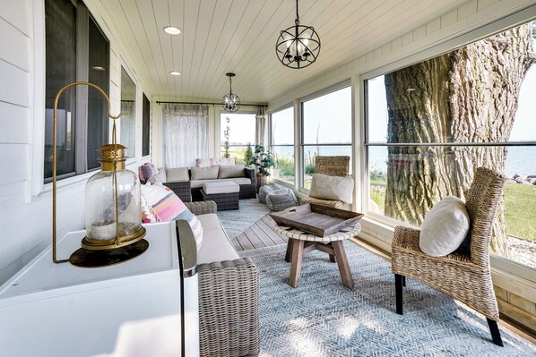 House (1 Bedroom) | Interior